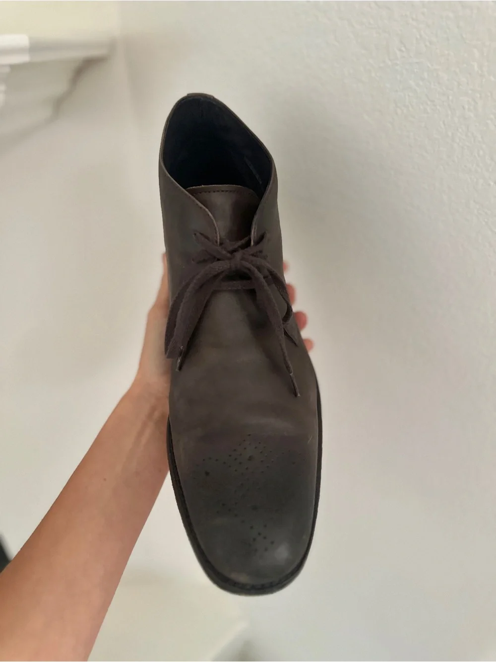JOHN VARVATOS Men’s Leather Chukka Boots Brown Size 11